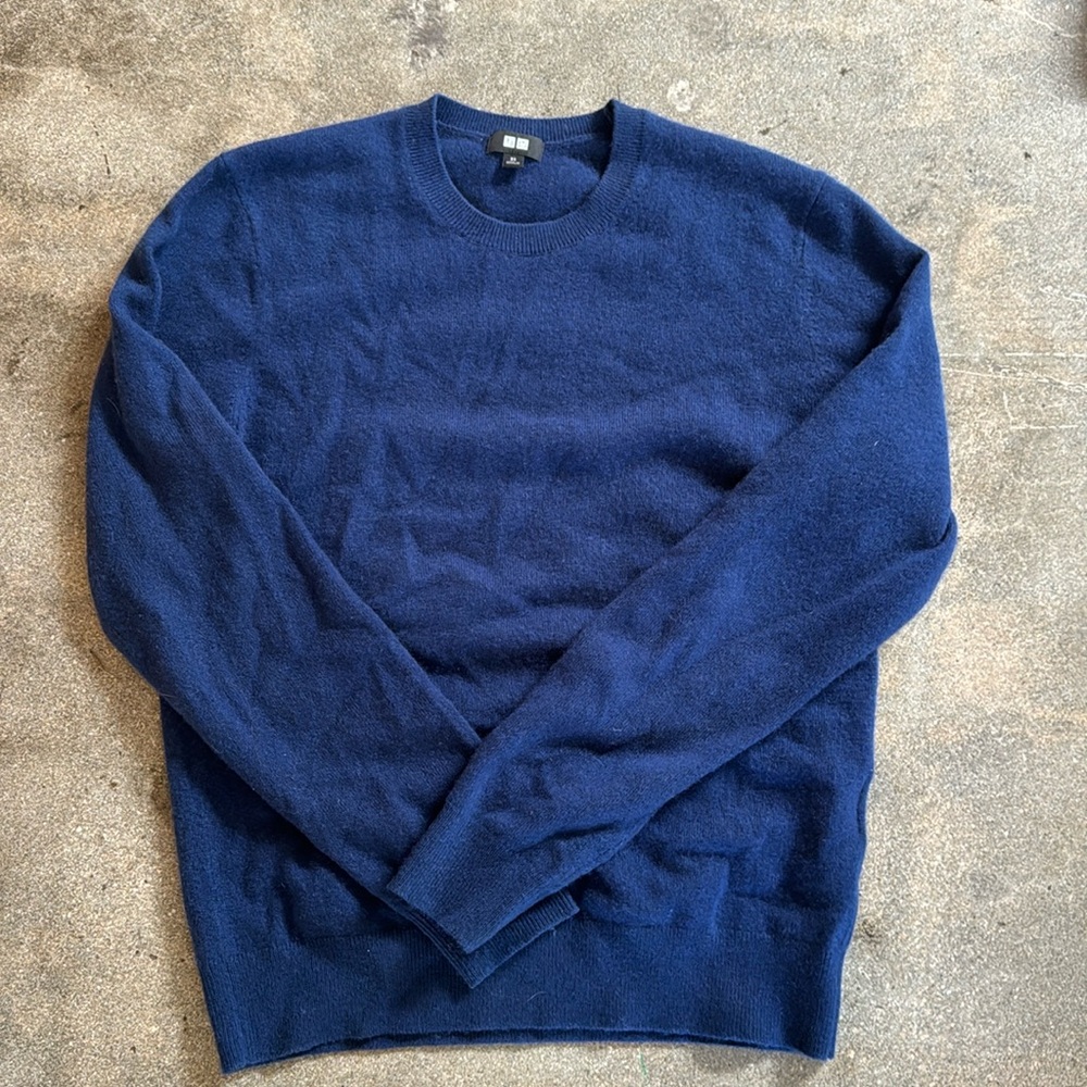 Uniqlo cashmere sweater